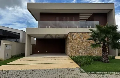 Casa no condomínio alphaville nova esplanada 3 em votorantim-sp: 4 quartos, 4 suítes, 3 salas, 5 banheiros, 4 vagas de garagem, 280m².