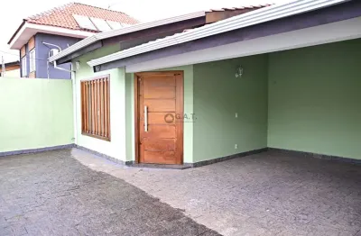 Casa para locação no Jardim Saira, Sorocaba-SP: 3 quartos, 2 salas, 1 banheiro, 2 vagas de garagem, 150m²!