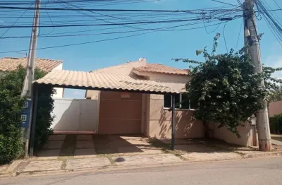 Casa em condomínio à venda em sorocaba-sp, 3 quartos, 2 salas, 1 banheiro, 2 vagas de garagem no wanel ville
