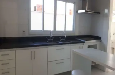 Casa com 3 quartos para alugar na Avenida Adolpho Massaglia, 837, Jardim Residencial Mont Blanc, Sorocaba