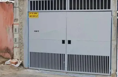 Casa com 2 quartos para alugar na Rua Miguel Marques Filho, 12, Jardim Santa Bárbara, Sorocaba