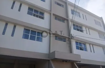 Imperdível! Apartamento para locação no Jardim Paulistano, Sorocaba-SP: 2 quartos, 1 sala, 2 banheiros, 4 vagas de garagem, 97m².