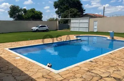 Chácara para locação em Araçoiaba da Serra-SP, bairro Jundiaquara: 3 quartos, 1 suíte, 1 sala, 3 banheiros, 8 vagas, 3.000m².