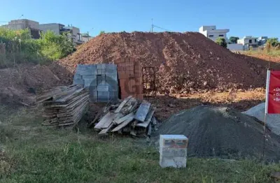 Terreno em condomínio fechado à venda na Rua Plínio de Almeida, 380, Parque Três Meninos, Sorocaba