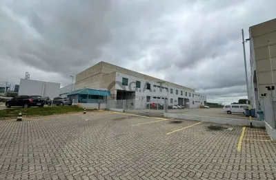 Galpão Comercial para Locação em Sorocaba-SP, Bairro Iporanga: 5 Salas, 4 Banheiros, 3 Vagas de Garagem, 1.400m² de Área.