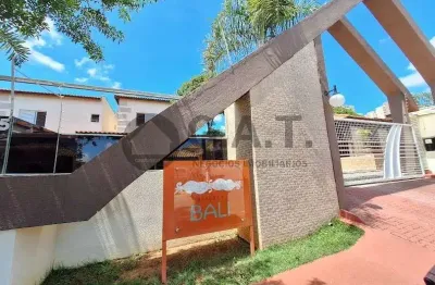 Casa em Condomínio à Venda em Sorocaba-SP, Jardim São Carlos: 3 quartos, 1 suíte, 2 salas, 3 banheiros, 2 vagas, 112m².