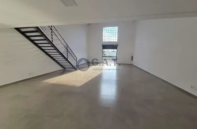 Salão Comercial para Locação em Sorocaba-SP, Bairro Wanel Ville: 3 Banheiros e 200m² de Área!