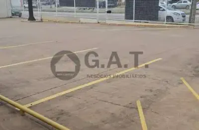 Oportunidade Única: Prédio Comercial à Venda em Sorocaba-SP, na Vila Nova Sorocaba - 3 quartos, 3 suítes, 3 salas, 1.700m².