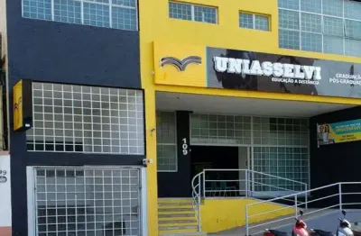 Prédio Comercial à Venda no Centro de Sorocaba-SP: 13 Salas, 9 Banheiros, 10 Vagas, 1.200 m² de Área. Imperdível!