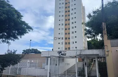 Apartamento para locação na Vila São Caetano, Sorocaba-SP - 2 quartos, 1 sala, 1 banheiro, 1 vaga - 50,00m² de área.
