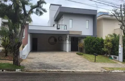 Casa em Condomínio em Sorocaba-SP: 3 Quartos, 3 Suítes, 3 Salas, 1 Banheiro, 4 Vagas na Garagem e 187m² de Área