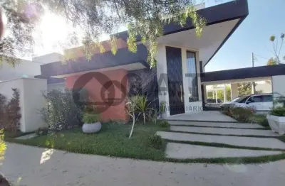 Casa em Condomínio à Venda em Sorocaba-SP - 3 Quartos, 1 Suíte, 2 Salas, 4 Vagas de Garagem!