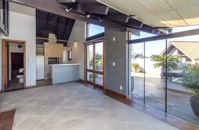 Cobertura com vista para o guaíba de 3 dormitórios sendo uma suíte 2 vagas de garagem