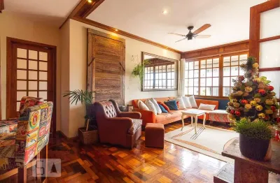 Maravilhoso apartamento de dois dormitórios com churrasqueira e vaga