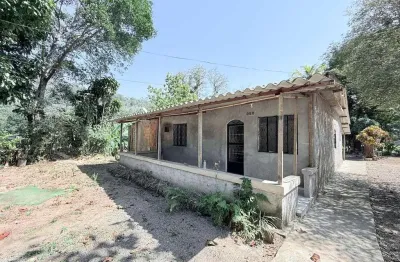 Oportunidade única! casa com grande terreno por apenas 200 mil