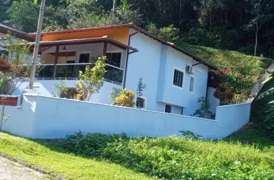 Casa em condomínio à venda com 3 dormitórios por 730 mil, guapimirim-rj