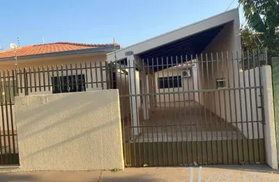 Casa com 2 quartos à venda no Jardim Colúmbia I, Arapongas 