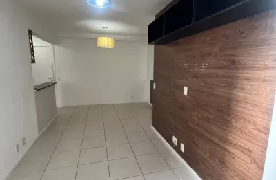Vendo lindo apartamento de 2 quartos com armários no pechincha