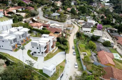 Belíssima casa nova – feita especialmente para você!