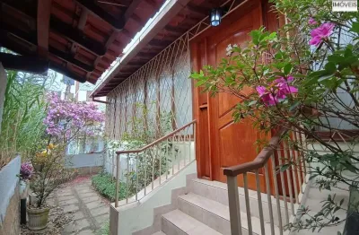 Casa centro de teresópolis-147,23 m² de área construída, 316 m² terreno