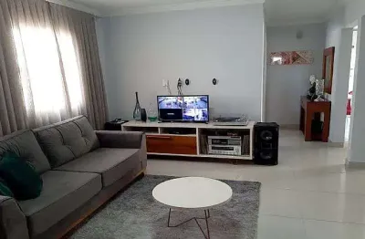 Casa com 3 quartos à venda no Lagoa Nova, Natal 