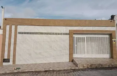 Casa com 2 quartos para alugar no Lagoa Nova, Natal 