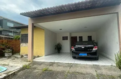 Casa com 4 quartos à venda no Lagoa Nova, Natal 