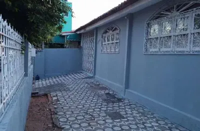 Casa com 4 quartos à venda no Candelária, Natal 