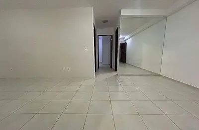 Apartamento com 2 quartos à venda no Pajuçara, Natal 