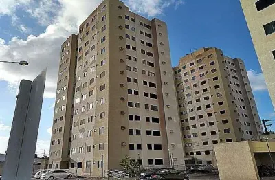 Apartamento com 2 quartos para alugar no Emaús, Parnamirim 