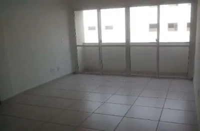 Apartamento com 2 quartos para alugar no Emaús, Parnamirim 