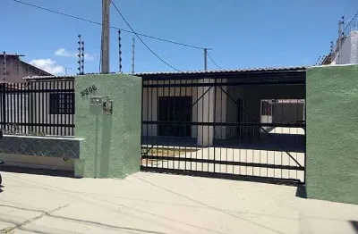 Casa com 4 quartos para alugar no Ponta Negra, Natal 