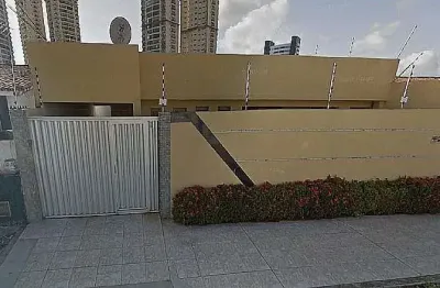 Casa com 3 quartos à venda no Candelária, Natal 