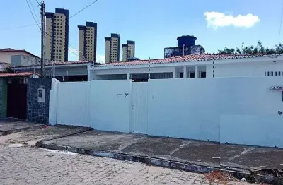 Casa com 3 quartos para alugar no Neópolis, Natal 