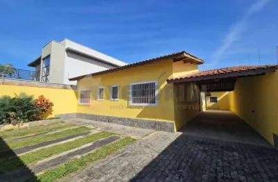 Casa com 3 quartos à venda na Avenida Prefeito Geraldo Nogueira da Silva, 12, Indaiá, Caraguatatuba