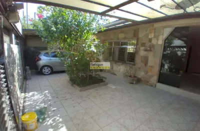 Casa com 4 quartos à venda na Vila Valença, São Vicente 