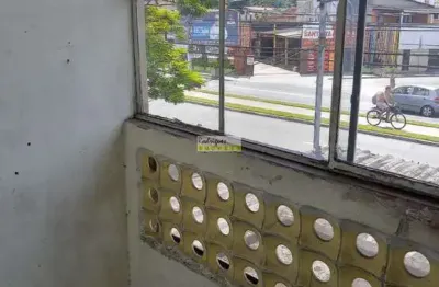 Av.nsfátima,loja fndos 50m²,altos 122m²,obras+aluguel a decidir