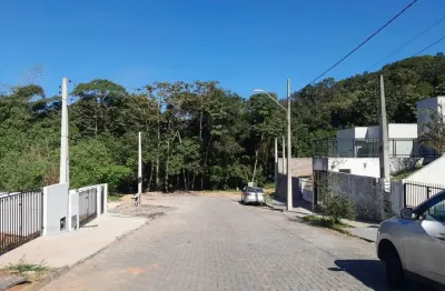 Excelente terreno com 250m² no alto de potecas em são josé/sc: pode financiar!