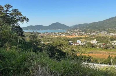 Excelentes terrenos na enseada de brito pertinho do mar em palhoça/sc!