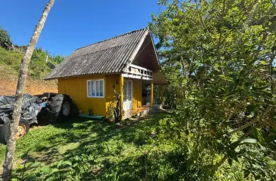 Linda chácara com área gourmet e potencial para ampliação: varginha, santo amaro da imperatriz/sc!