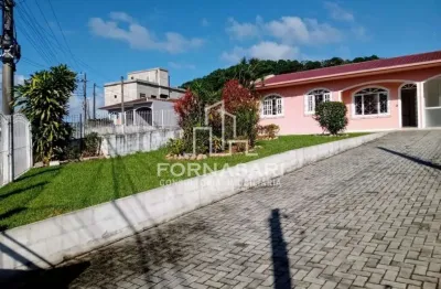 Casa com Amplo Terreno no Alto Aririu em Palhoça/SC (NÃO ACEITA FINANCIAMENTO)