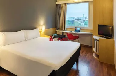 Flat com 1 quarto à venda na Avenida Industrial, 883, Jardim, Santo André