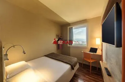 Flat com 1 quarto à venda na Avenida São João, 1140, República, São Paulo