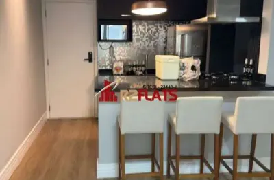 Flat com 2 quartos para alugar na Avenida Eusébio Matoso, 786, Pinheiros, São Paulo
