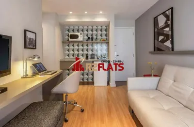 Flat com 1 quarto para alugar na Avenida Lavandisca, 365, Moema, São Paulo