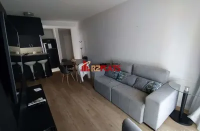 Flat com 2 quartos para alugar na Rua Sansão Alves dos Santos, 343, Brooklin, São Paulo