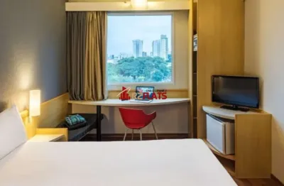 Flat com 1 quarto à venda na Avenida Industrial, 883, Jardim, Santo André