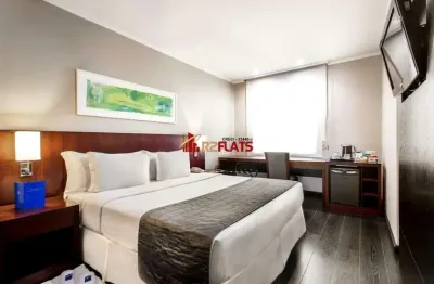 Flat com ótimo preço no bairro Chácara Santo Antônio. Confira!