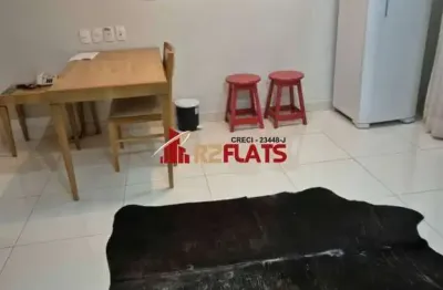 Flat com 1 quarto para alugar na Rua Oscar Freire, 1948, Pinheiros, São Paulo