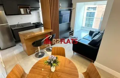 Flat com 2 quartos para alugar na Rua Martiniano de Carvalho, 473, Bela Vista, São Paulo